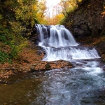 平和の滝（西区）