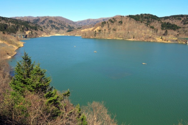 うらら湖(浦河町)