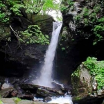 鳴神の滝（岩内町）