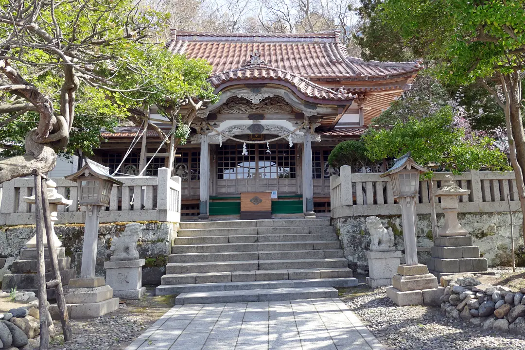 姥神大神宮拝殿