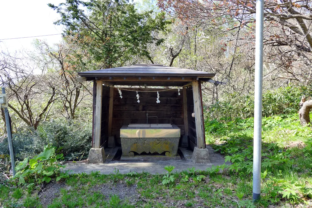 古平琴平神社手水舎