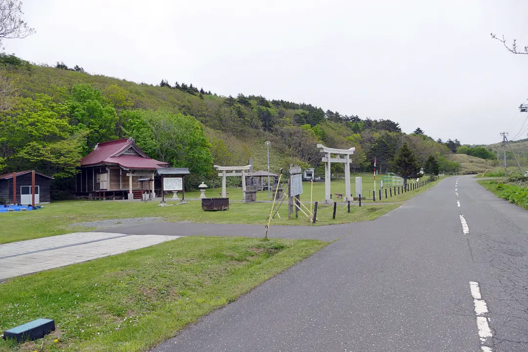 01P1170507 宗谷公園と宗谷厳島神社