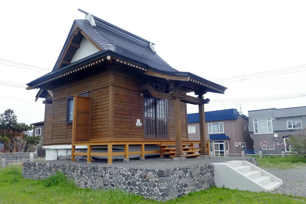 岬神社 社殿全景