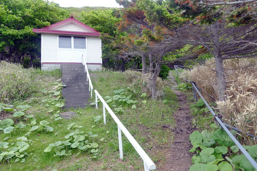 ウロンナイ稲荷神社 社殿