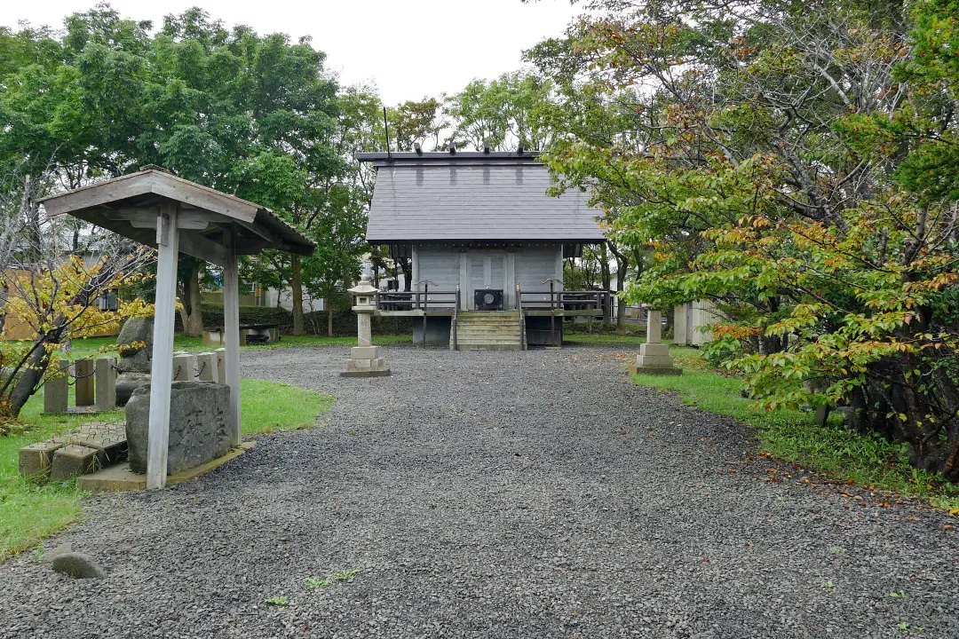 根室三吉神社 参道
