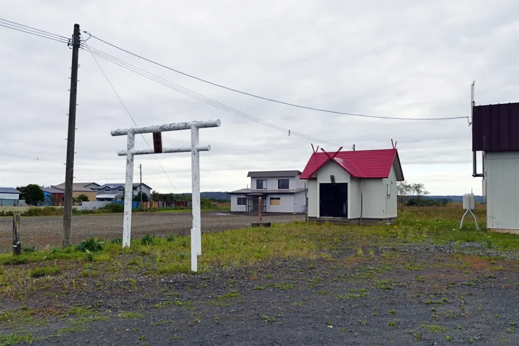 海神社 鳥居と社殿