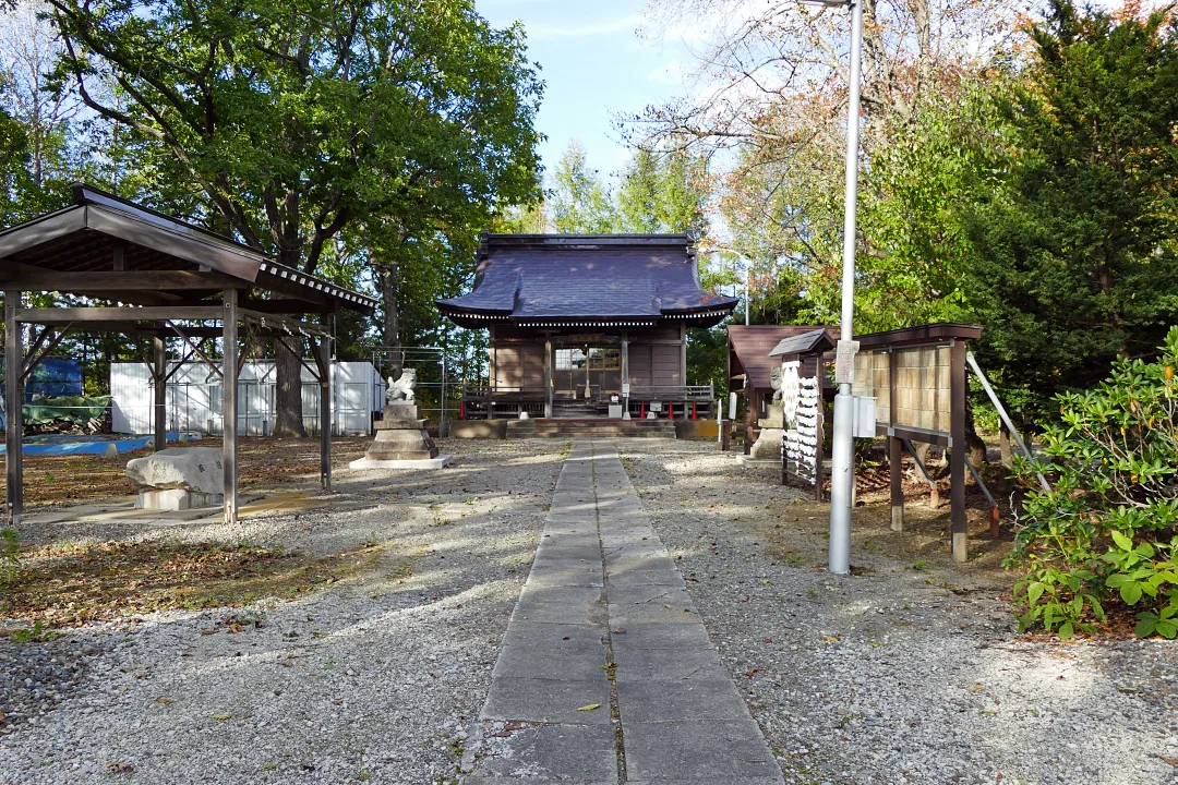 愛國神社 境内