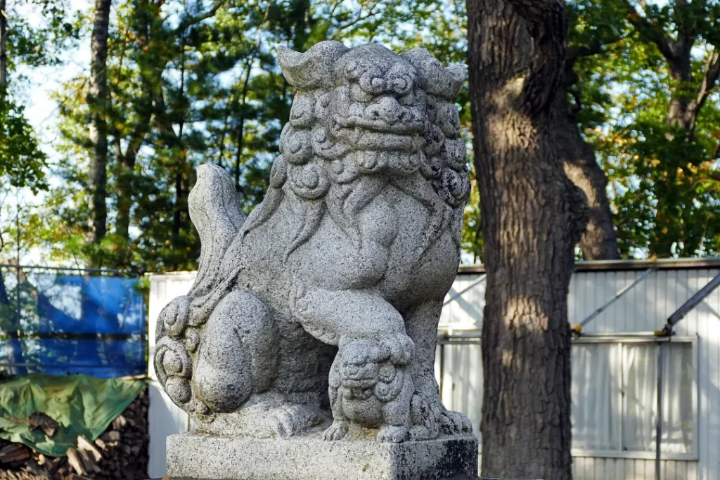 愛國神社 狛犬吽形