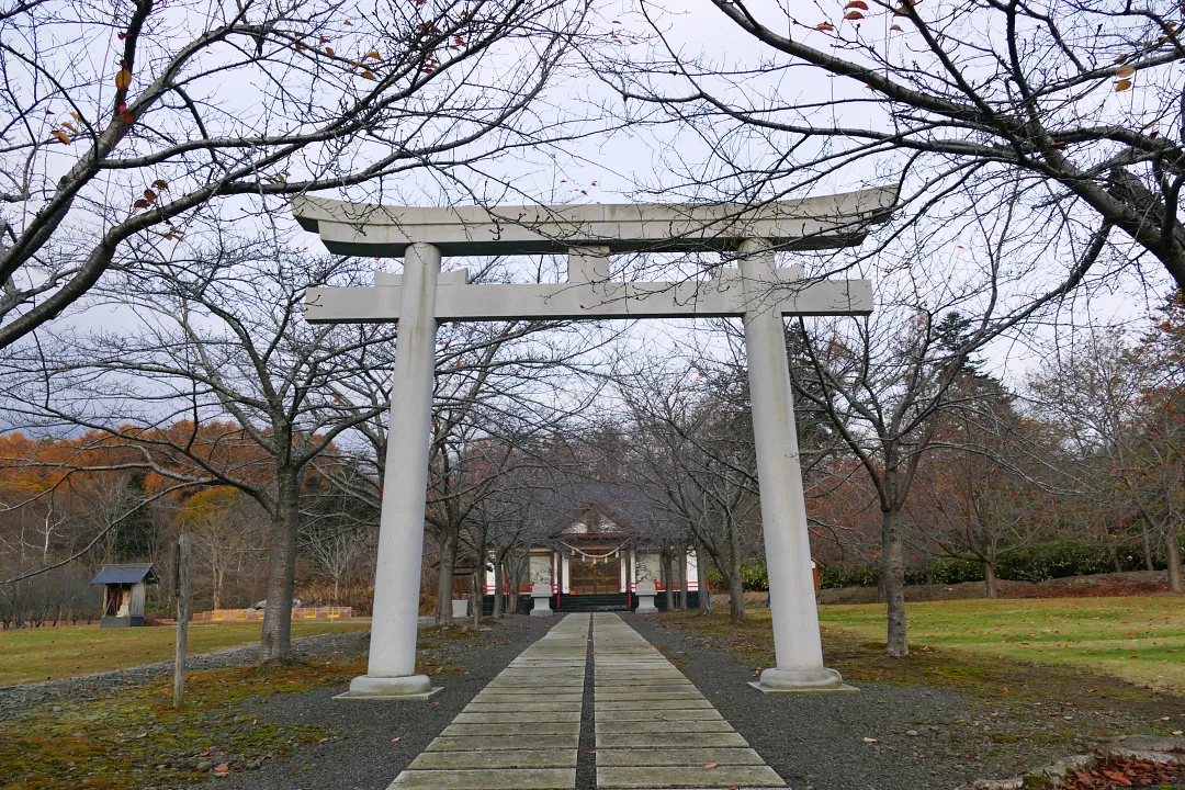04P1210255 古平明和神社 鳥居
