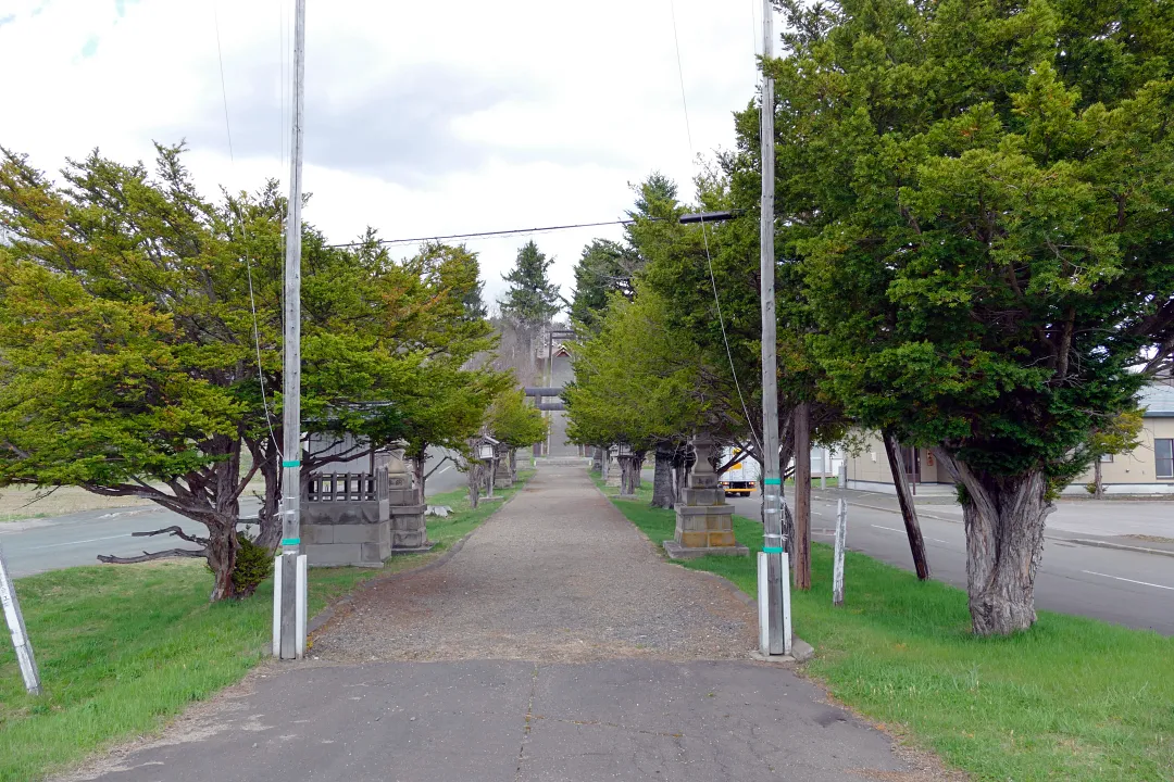 留辺蘂神社 参道