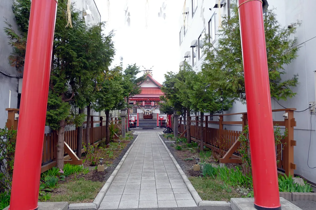 北見稲荷神社 参道入口