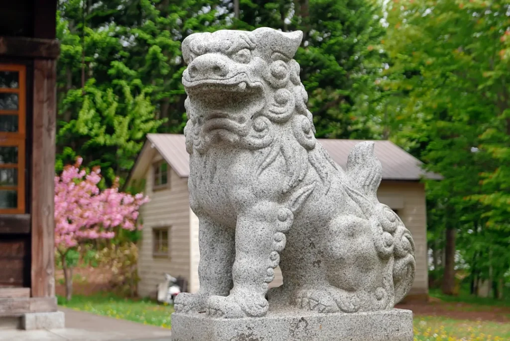 雄武神社 狛犬阿形