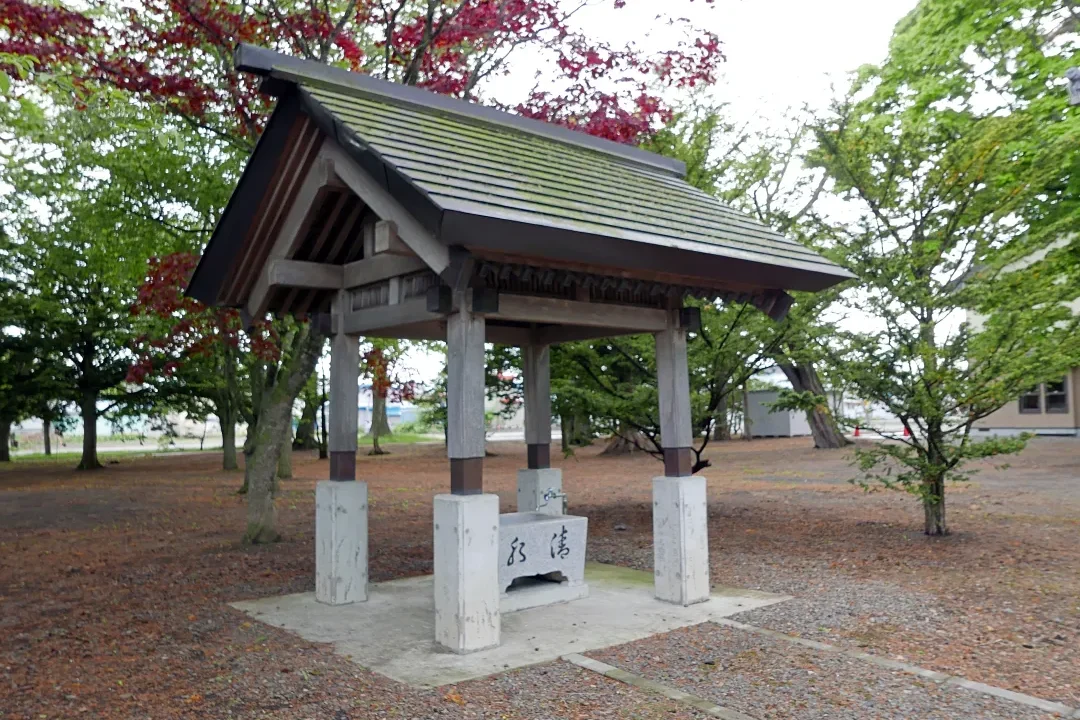 08P1010235 湧別神社 手水舎