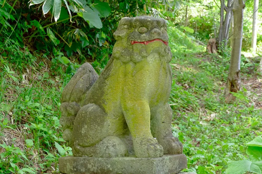 幌武意稲荷神社 狛犬吽形
