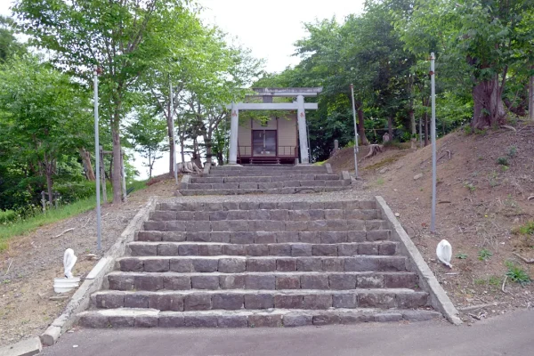 元町諏訪神社 参道の階段