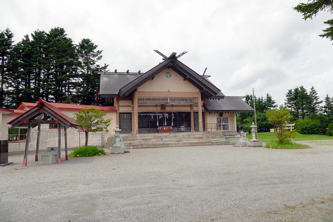 枝幸嚴嶋神社 社殿