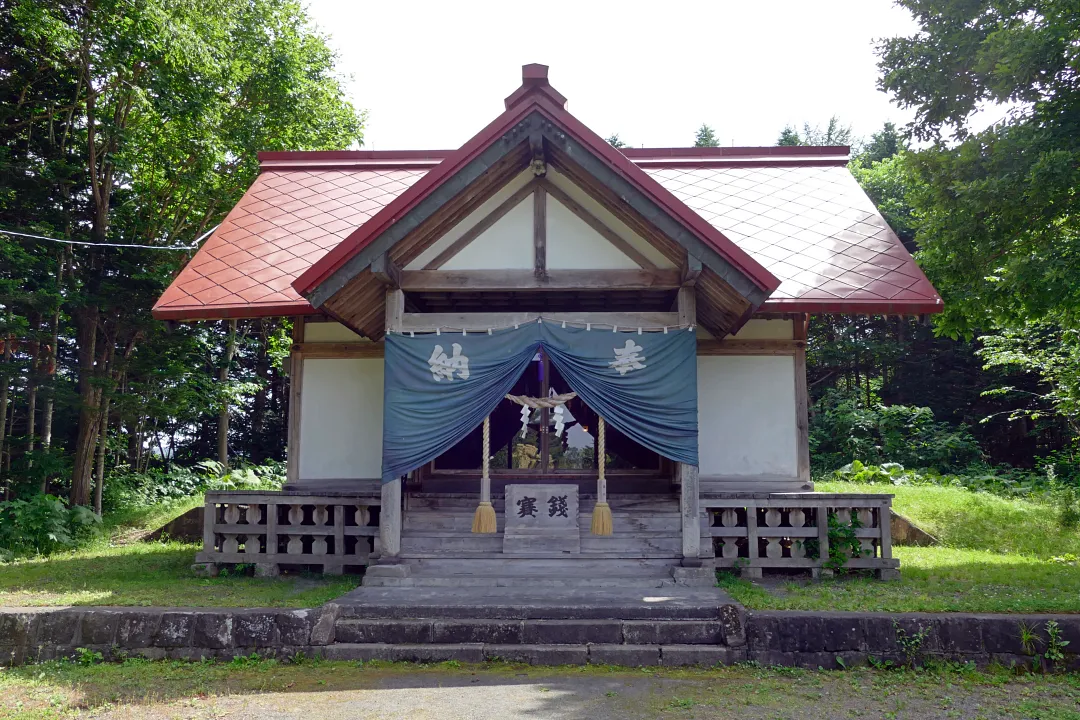 ニセコ狩太神社 社殿