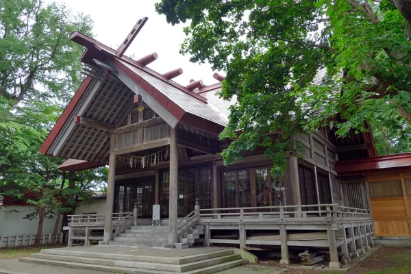 留萌神社 拝殿