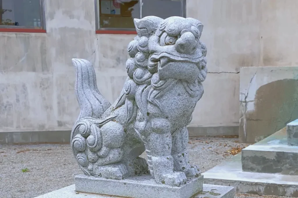 枝幸嚴島神社 狛犬吽形