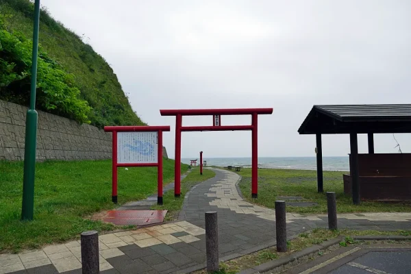 豊岬金比羅宮 雨天の鳥居