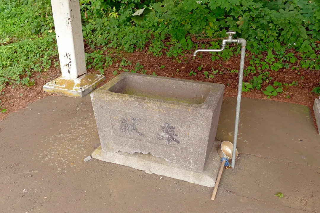 南富良野神社 手水鉢