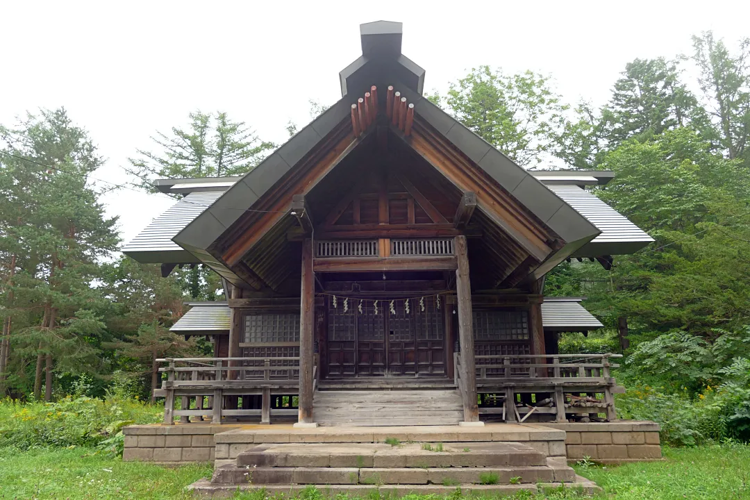 南富良野神社 社殿