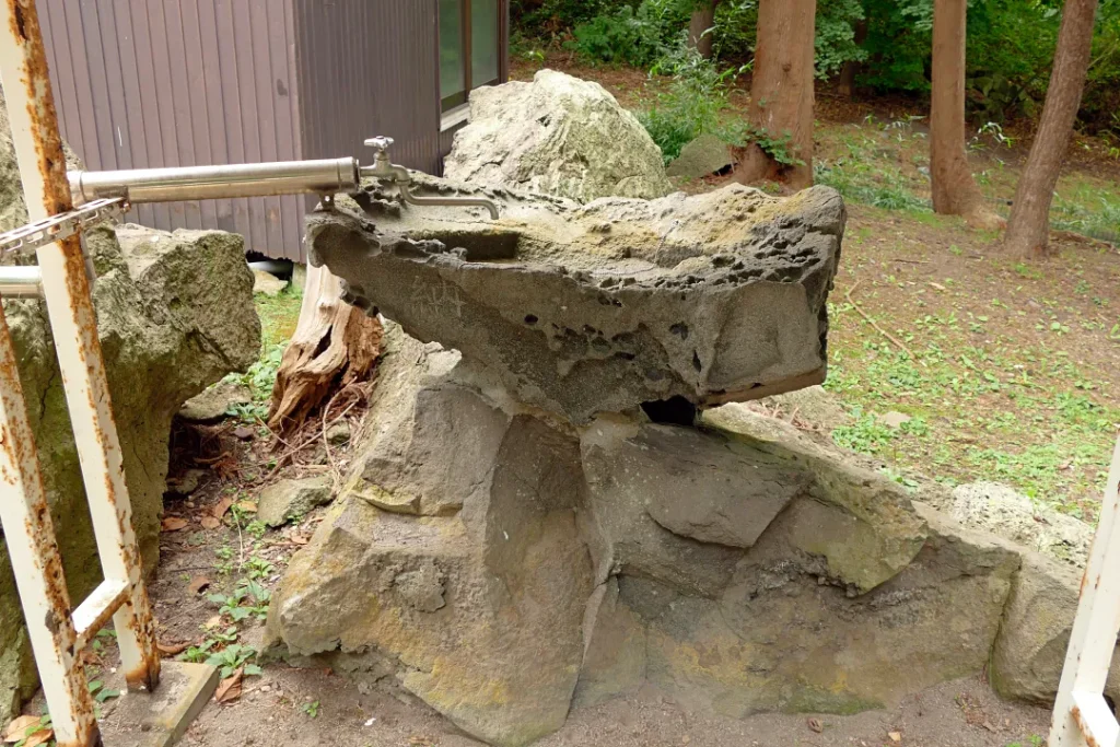 大臼山神社 手水鉢