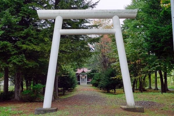 中足寄神社 鳥居