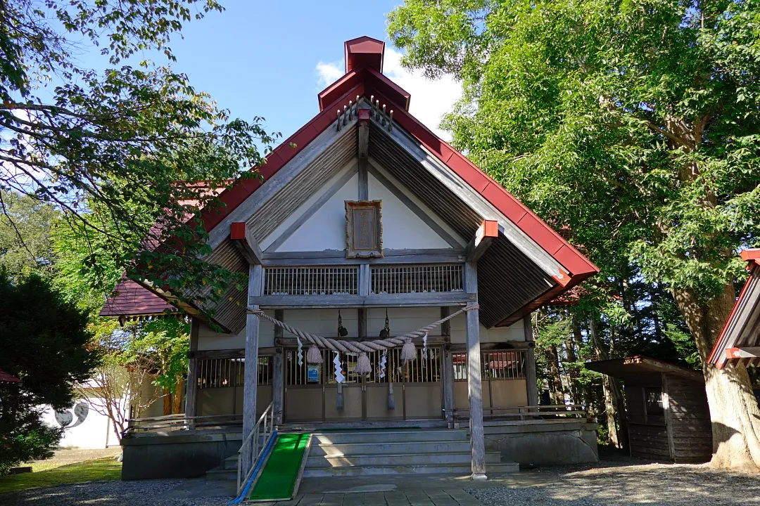 標津神社 社殿