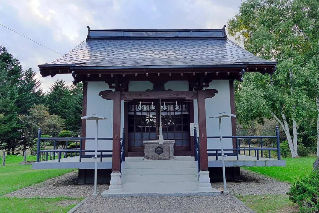 11_1270672 東藻琴神社 社殿