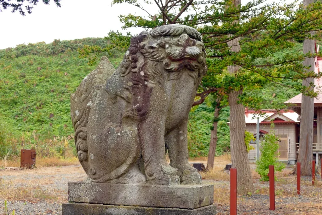 山越諏訪神社 狛犬吽形