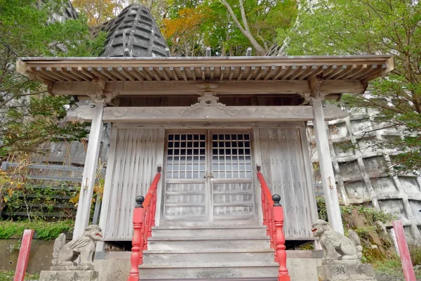 ポン木直神社 社殿
