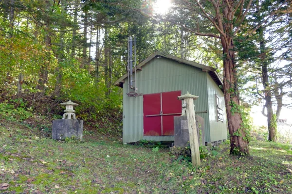 蕨岱稲荷神社 社殿