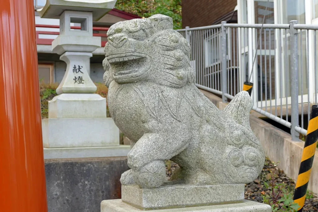 大船稲荷神社 狛犬阿形