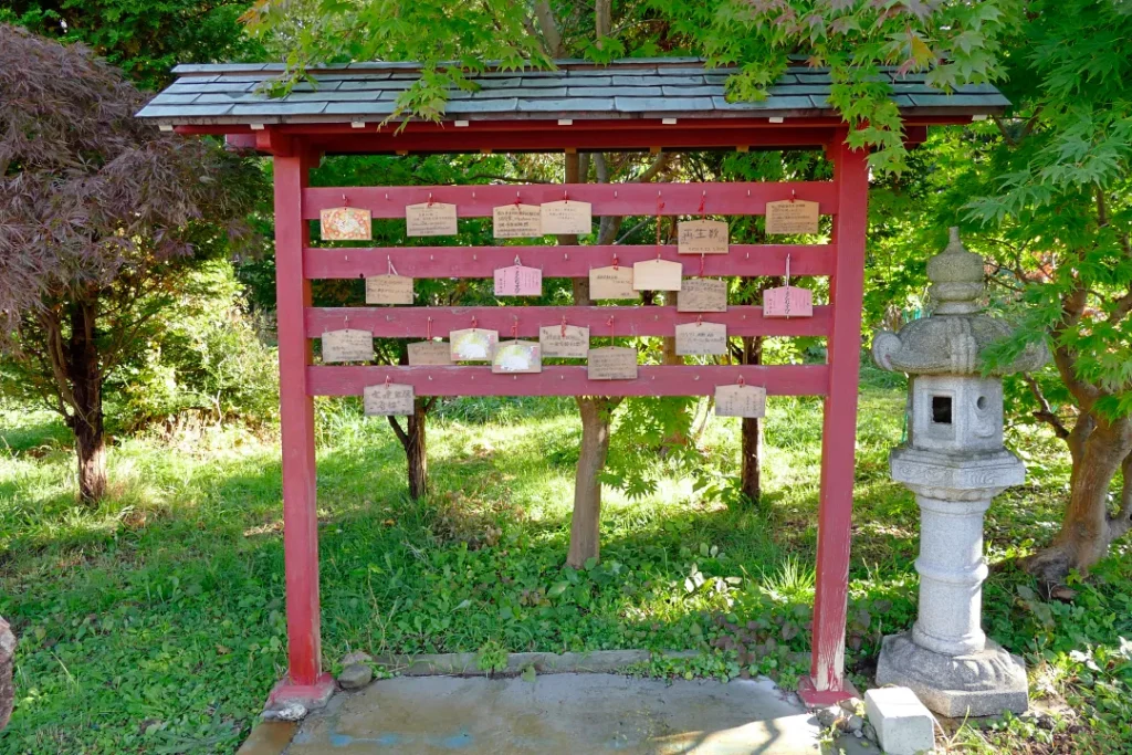 飯生神社 絵馬掛け
