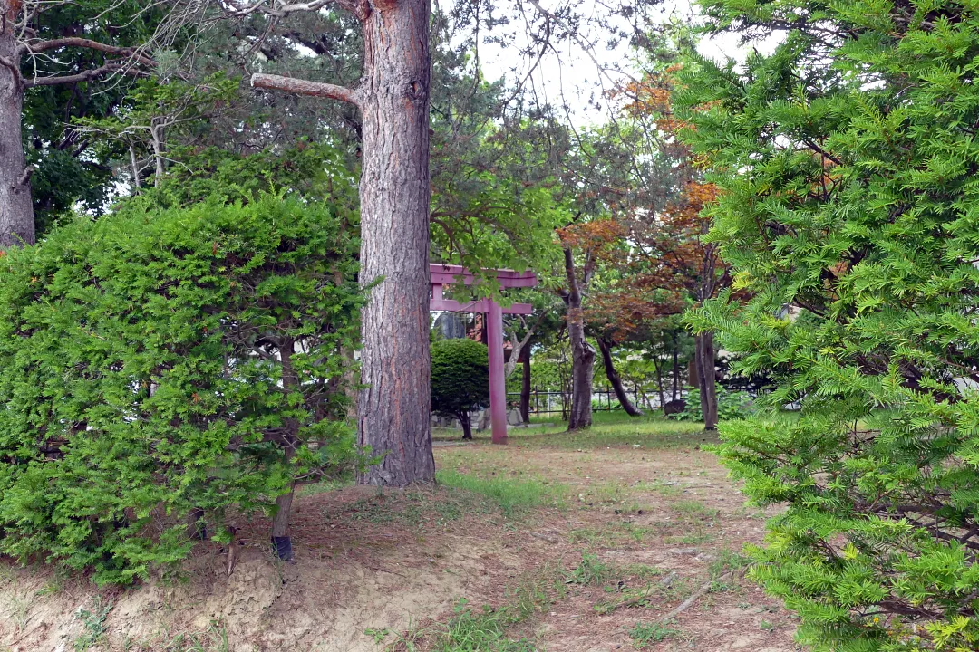 文京台神社 境内入り口