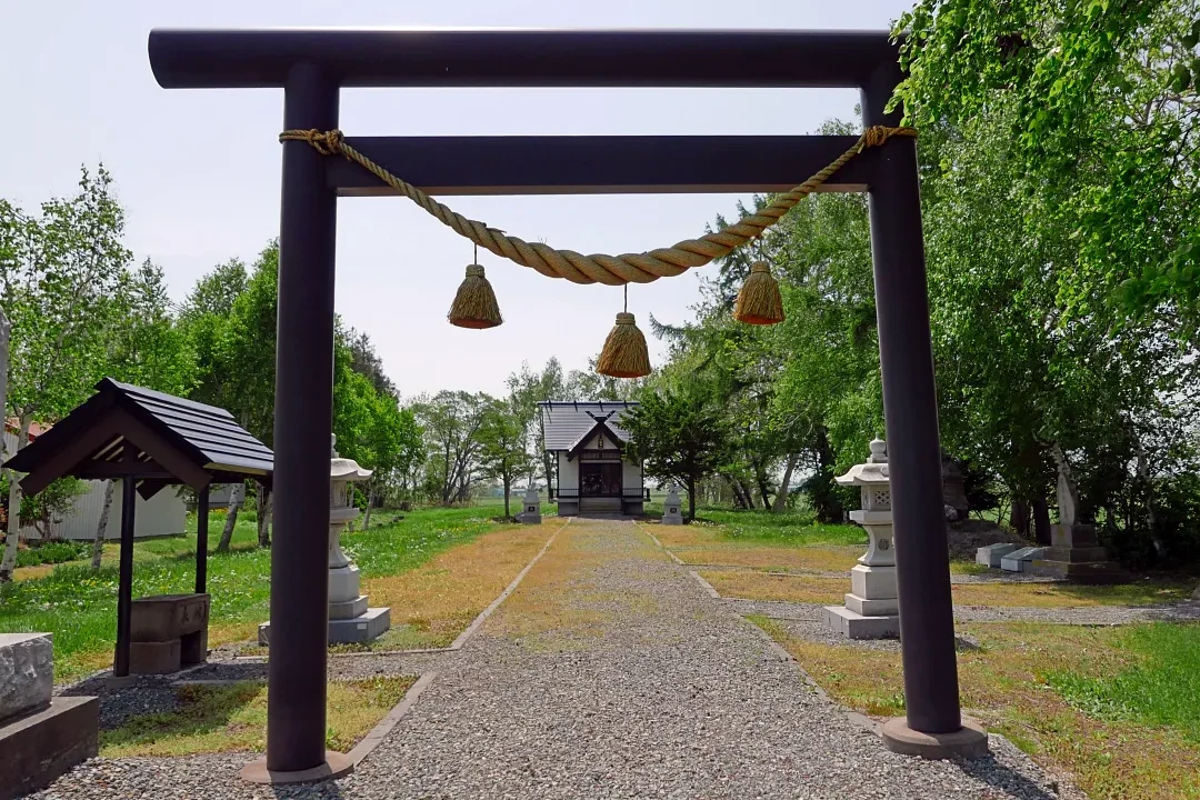 04_1020820 八幡神社 鳥居