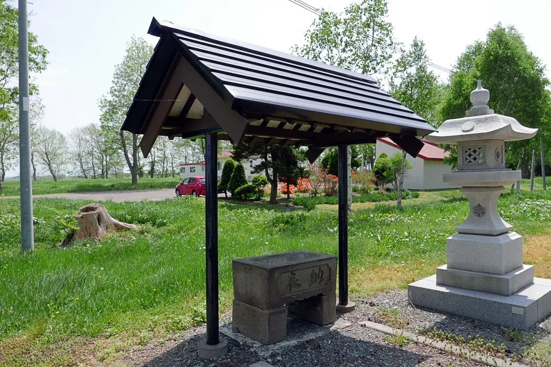 06_1020822 八幡神社 手水舎
