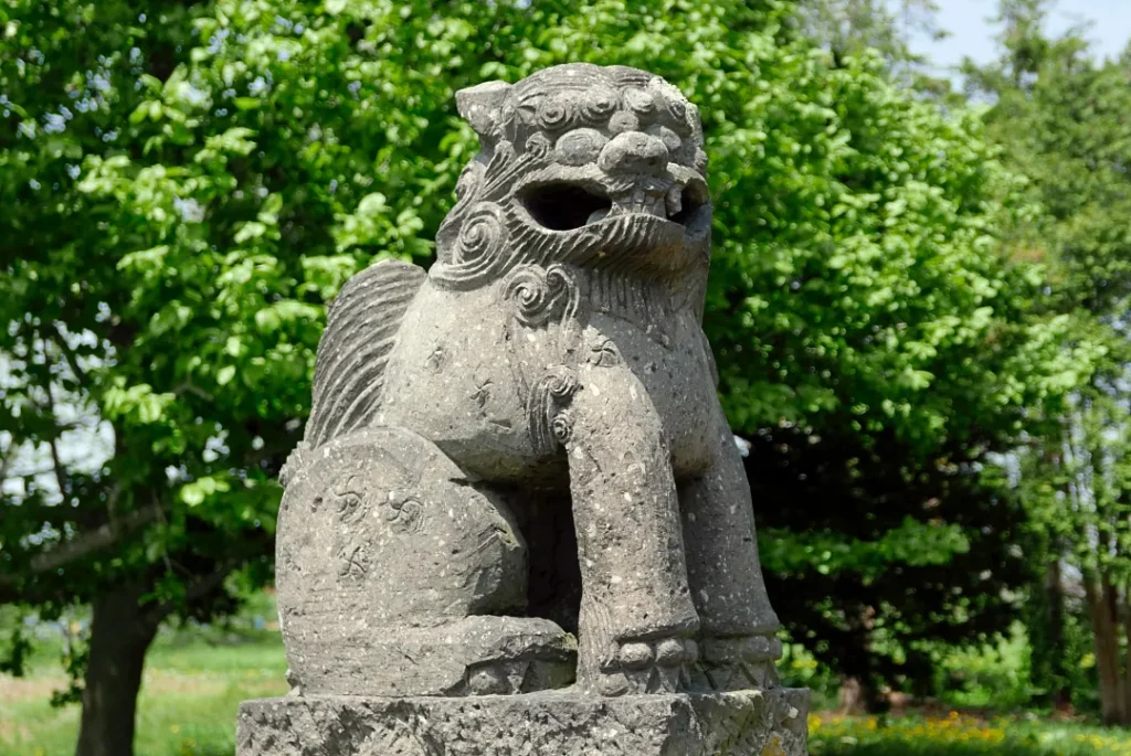美原神社 狛犬阿形