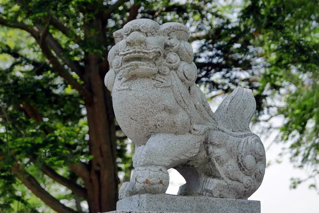 八幡神社 狛犬阿形