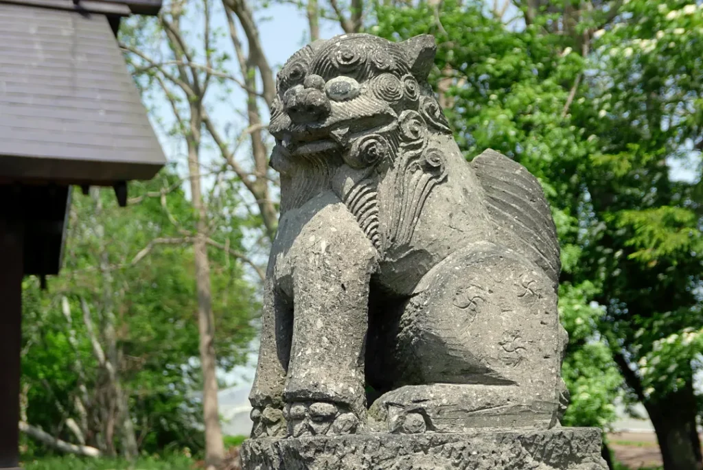 美原神社 狛犬吽形